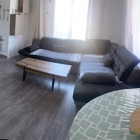 Appartement Aeroport Orly 아티스 몽스 외부 사진