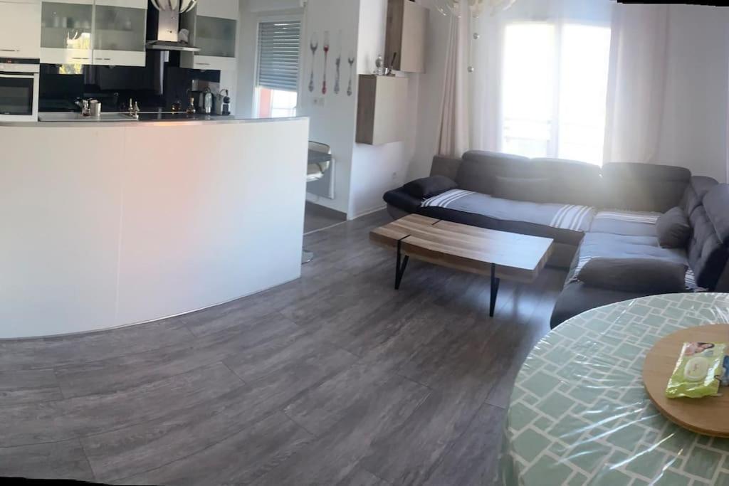 Appartement Aeroport Orly 아티스 몽스 외부 사진